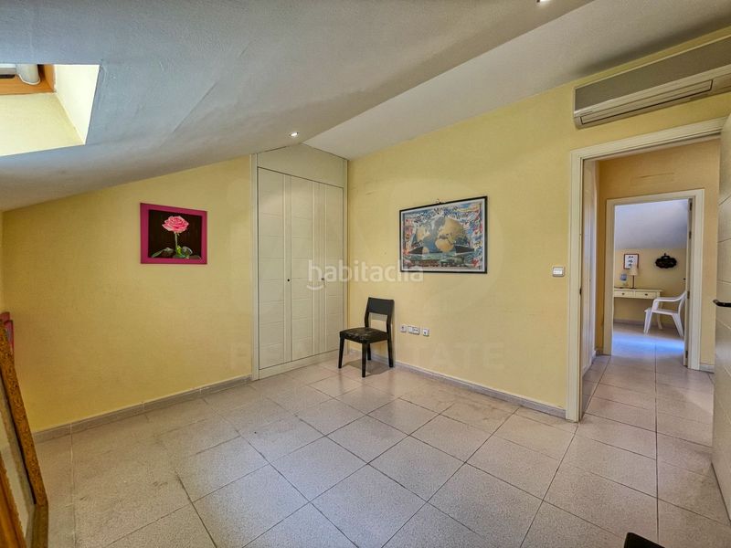 Foto 9b05fe4b-6125-4299-8b37-e41e60a3ee5a. Àtic amb calefacció piscina a Les Bassetes - El Marjal Dénia