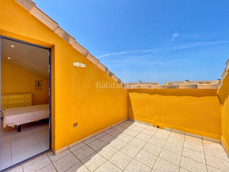 Foto a530666c-f3c0-46e5-81ba-bdadeb124a79. Àtic amb calefacció piscina a Les Bassetes - El Marjal Dénia