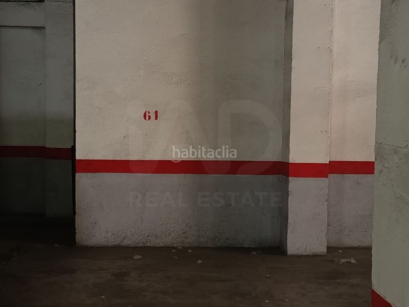 Foto f93fc03c-09ad-4cce-9b33-ba01e70eaf52. Parking coche en calle de toledo en Embajadores-Lavapiés Madrid