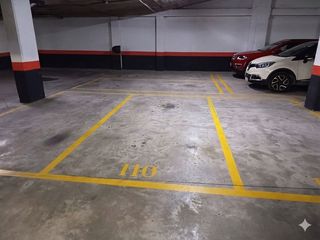Aparcament cotxe a Avenida Ensanche de Vallecas