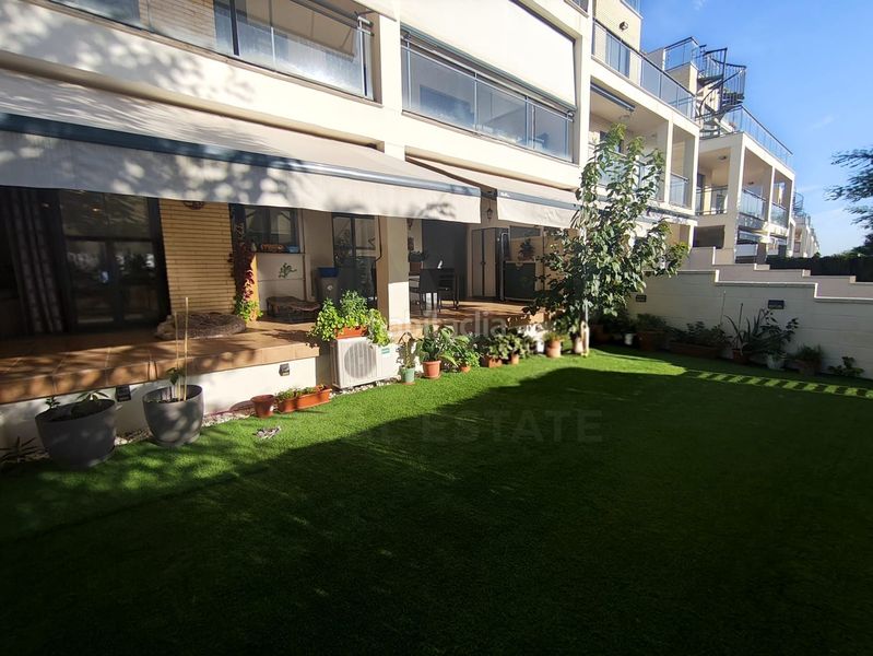 Foto f360ab33-e3ab-4200-a198-b2a727be8c9d. Pis amb piscina a San Jorge