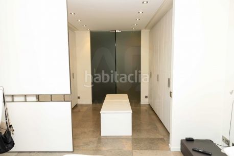 Foto c677573a-2d32-4a6f-bdca-63f42ba6a3e3. Tríplex amb calefacció aparcament a Centro Ciudad León