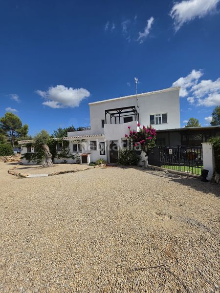 Foto d6d90439-8794-4d9c-9e50-69c7bb068cc6. Casa amb piscina a Perelló (El)