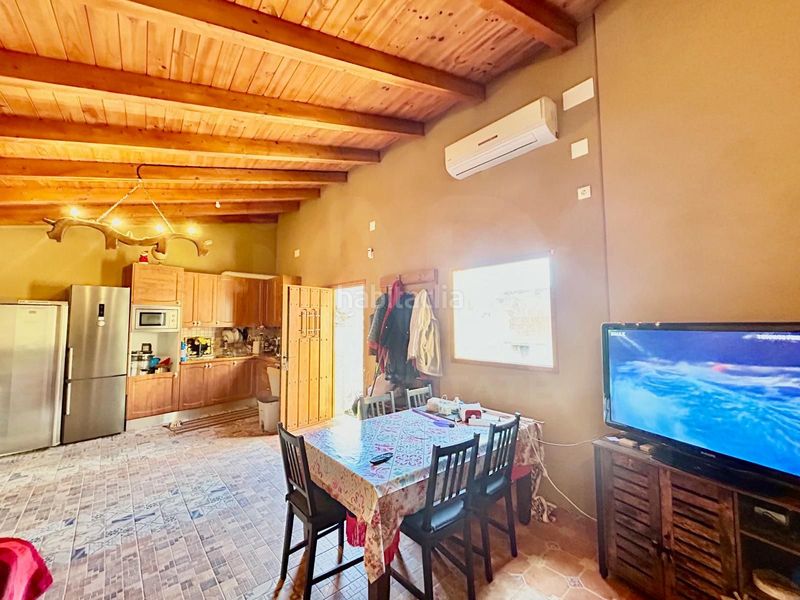 Foto ef8f7646-6a82-4764-a251-f9e515e21184. Casa amb aparcament a Castrocontrigo