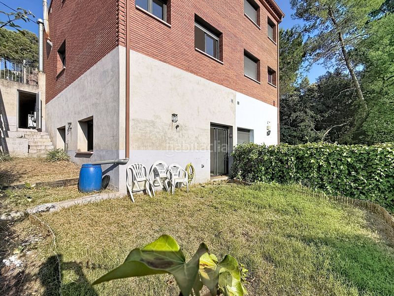 Foto c343e1e4-9991-41f5-8abd-48212c77c671. Casa amb calefacció aparcament a Can Palet de Vista Alegre Terrassa