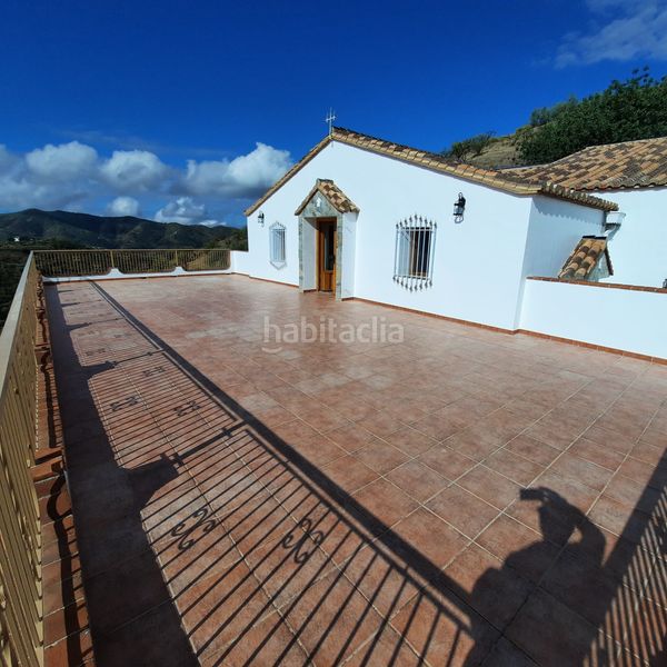 Foto d245a366-ab75-4db0-aa27-90bfa5c6c040. Masía en Sedella