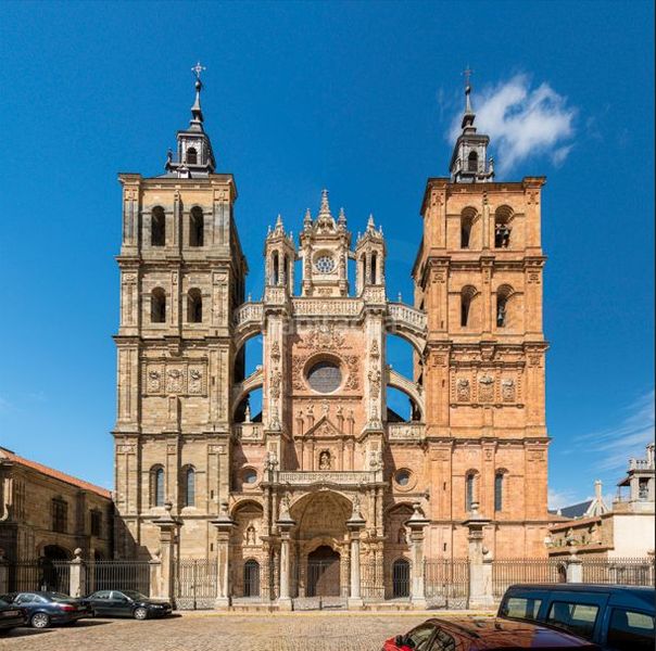 Foto ea98839c-8930-47d0-93f5-bcd4f09c6b84. Dúplex a avenida murallas 5 a Astorga