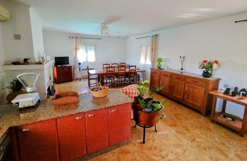 Foto 450eb1dc-b1e1-4b04-a828-cbfc5c75f80a. Casa amb aparcament piscina a Sorbas