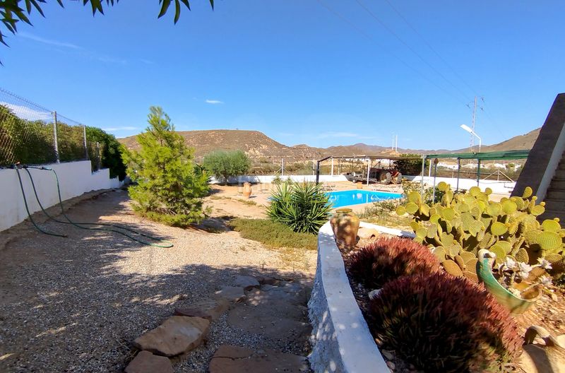Foto daa5f1bb-ddbb-4ba7-ad0d-ce09c9848a20. Casa amb aparcament piscina a Sorbas