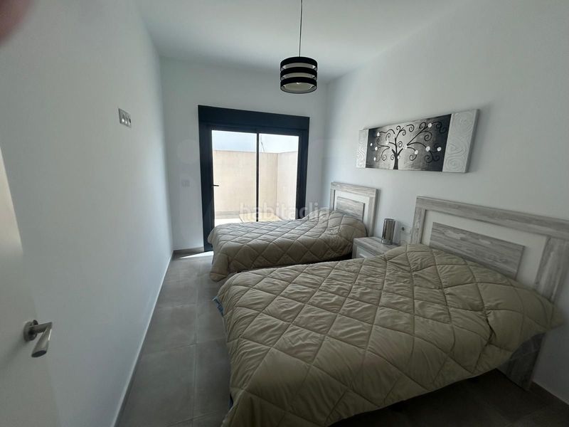 Foto c0f30bd8-7702-47b8-8423-a8839cbcff5f. Casa aparellada amb calefacció piscina a Almoradí