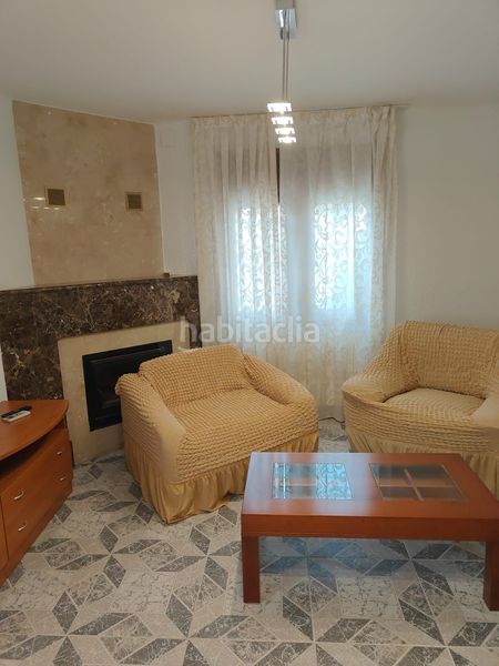 Foto 11cba3fe-0df9-4e64-ac46-e2c1da520c1c. Casa amb calefacció aparcament piscina a Centre Miami Platja