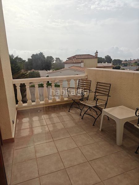 Foto eb9a097a-488b-4067-8579-ca3ad59c85b4. Casa amb calefacció aparcament piscina a Centre Miami Platja