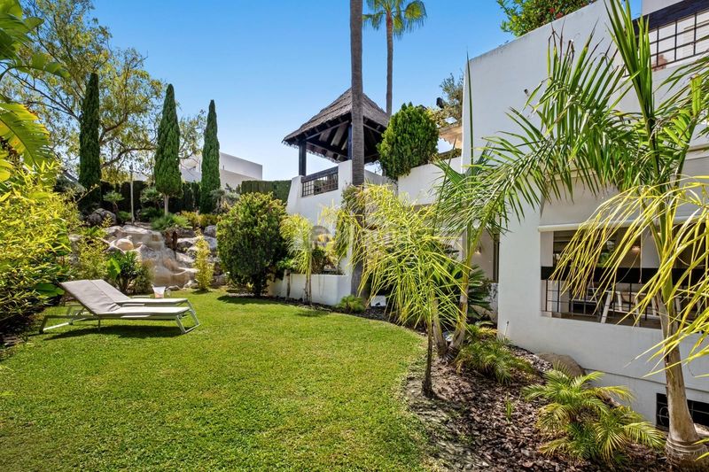 Foto b23df415-8542-4567-aeb9-069f54a3ca0a. Pis amb calefacció piscina a Río Real Marbella