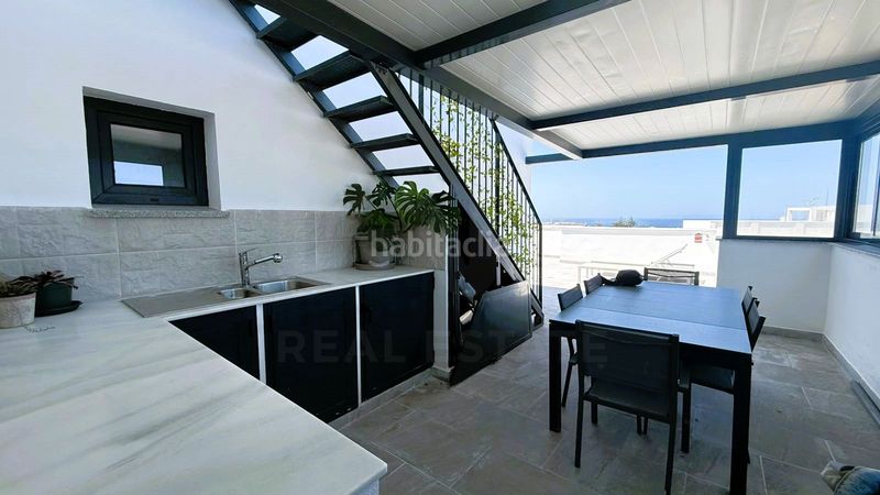Foto a48f0a15-50ca-464a-ae06-418947c723e5. Àtic amb aparcament a Tarifa ciudad Tarifa