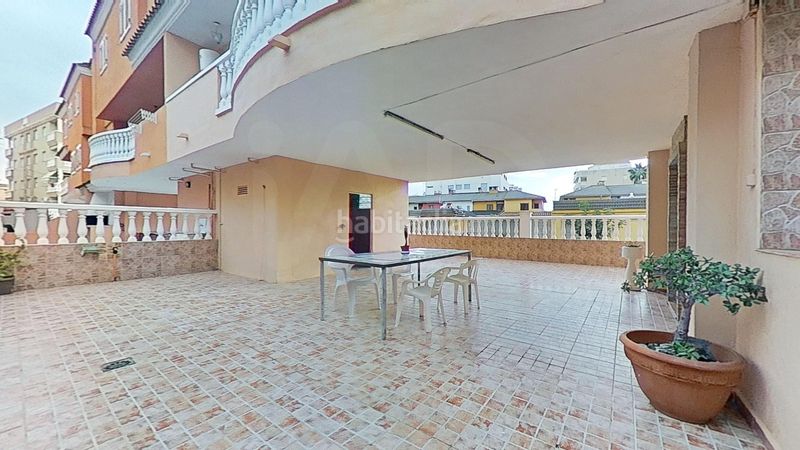 Foto 03eee87a-6dc2-4855-816a-ff191d4570d4. Casa aparellada amb aparcament a Moncófar Playa Moncofa
