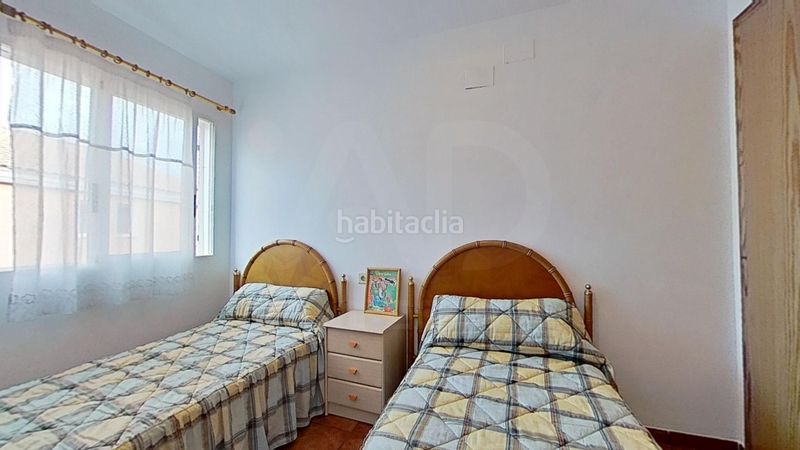 Foto 18554b24-e5a2-44d9-98c6-8e64f095ca8f. Casa aparellada amb aparcament a Moncófar Playa Moncofa