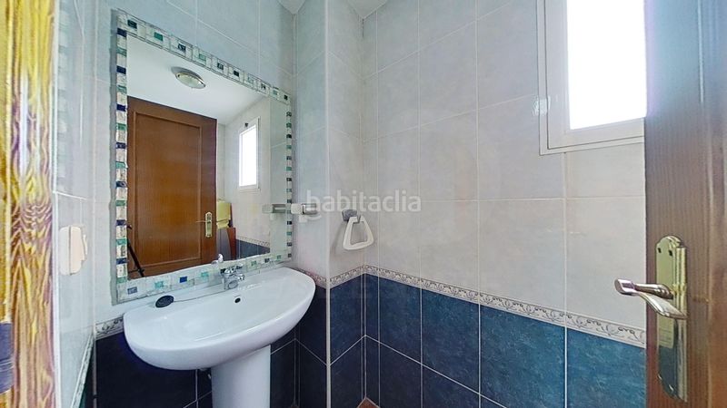 Foto 3c68cc4b-5659-4141-89fe-e23a3ad5c24f. Casa aparellada amb aparcament a Moncófar Playa Moncofa