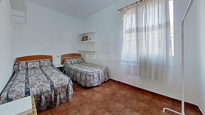 Foto 93999d58-9dbd-4839-95dd-ee547a89bb26. Casa aparellada amb aparcament a Moncófar Playa Moncofa