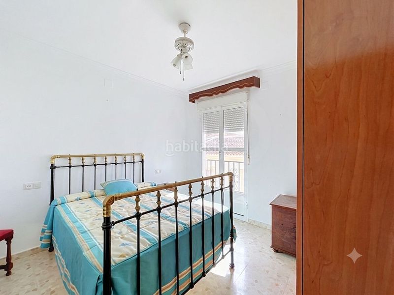 Foto 5ca2d7c3-2b0e-4873-b16c-930677dce8f0. Casa aparellada a Teba