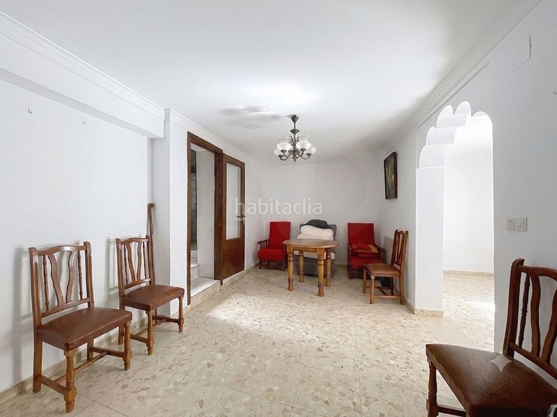 Foto 6c0fe15a-7265-42db-9e7e-cc697c416c35. Casa aparellada a Teba