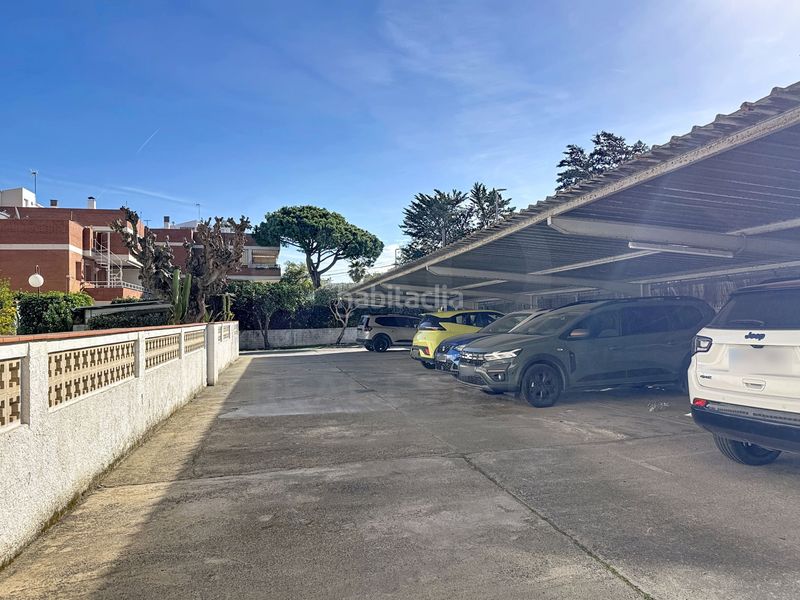 Foto bda7f03e-53d3-4fb6-b6b2-f89b7ad533db. Pis amb calefacció piscina a Lluminetes Castelldefels