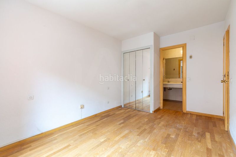 Foto f6b528a2-707f-46a6-bd85-8eaaef6945dd. Pis amb calefacció aparcament a Casco Antiguo Torrelodones
