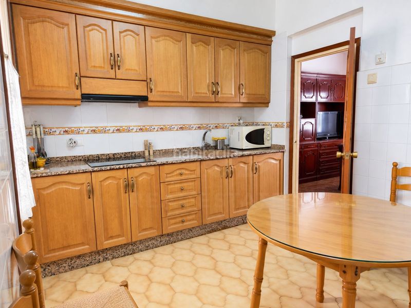 Foto 8c514854-c12a-46ae-b8e6-98de1a3d1360. Casa amb aparcament a Sax
