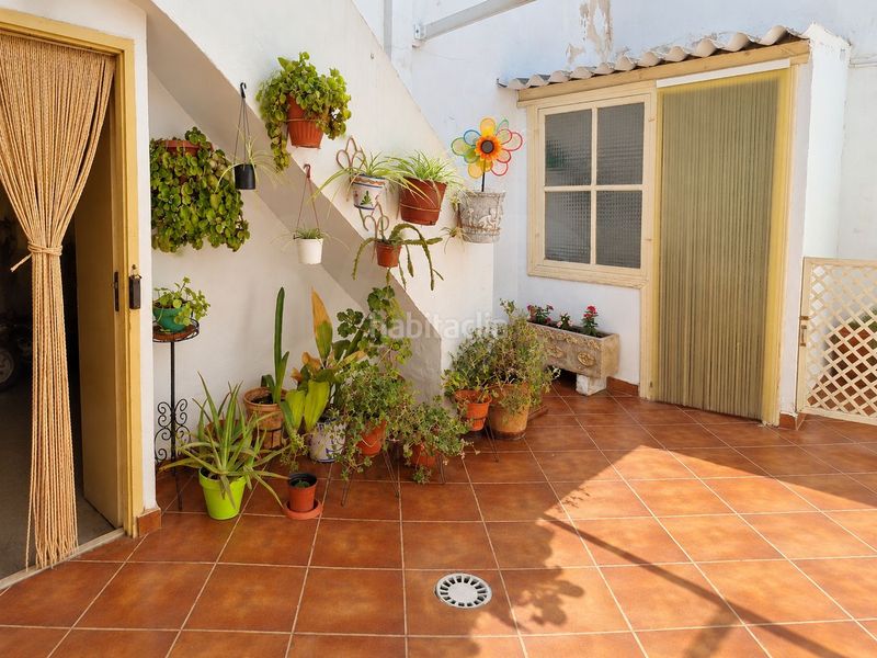 Foto b3d6f082-0cfe-418a-bc43-43afd9e9d901. Casa amb aparcament a Sax