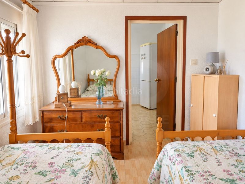 Foto c3d9a206-d8ff-4b74-8714-ac87042e27fe. Casa amb aparcament a Sax