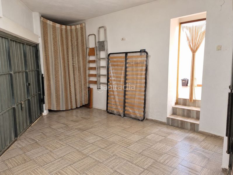 Foto d14f93fe-5454-4268-a3d1-f07b3d8414ff. Casa amb aparcament a Sax