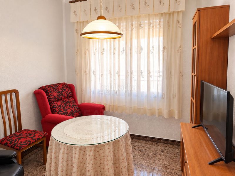 Foto ecd32f8f-b88b-4c56-9ffe-0604eea46f90. Casa amb aparcament a Sax