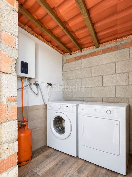 Foto 550ca69a-83e4-4761-ad91-2f7c0940c3a5. Casa amb calefacció a Lepe