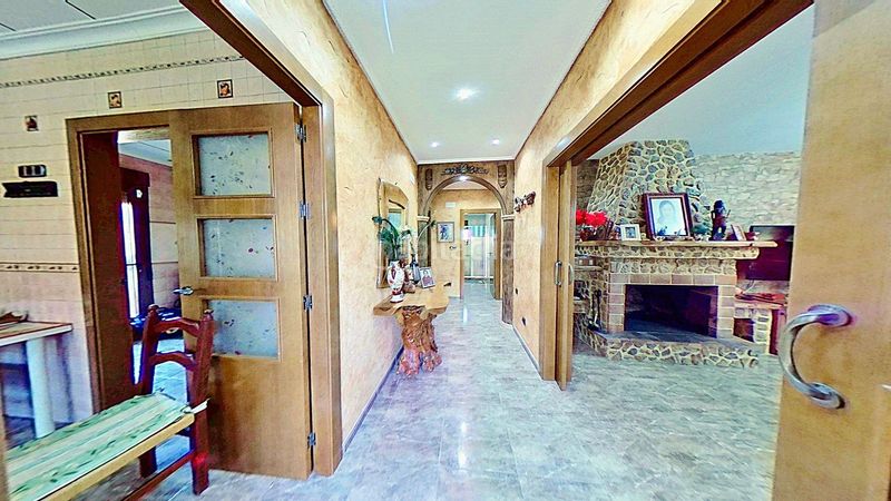 Foto 7be40a20-b765-4bb0-8d67-537a44de0ad7. Chalet en Cox