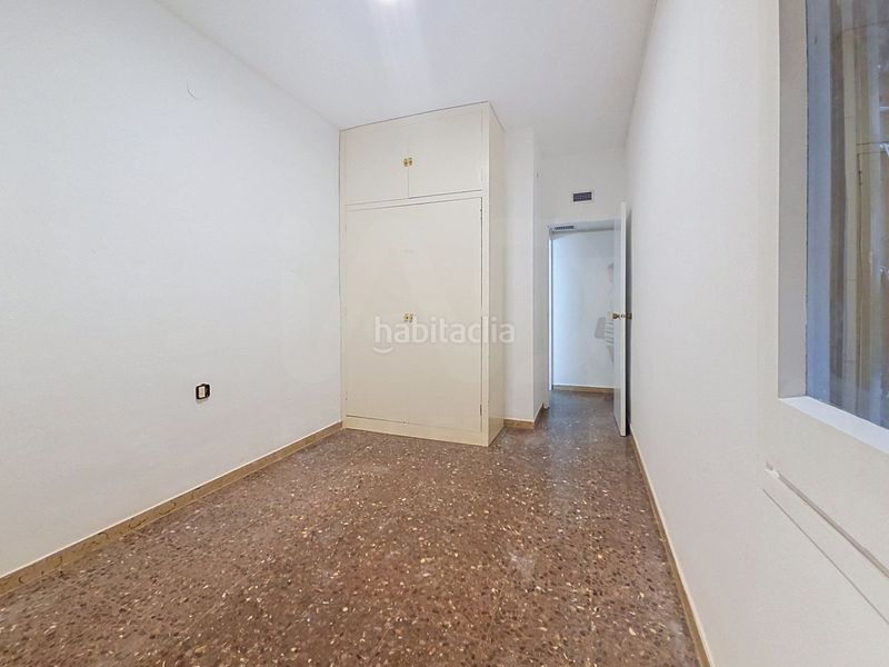Foto d8d27dde-b39a-4eb8-98a4-79cfa06a2d7d. Pis amb calefacció aparcament a Putget - Farró Barcelona