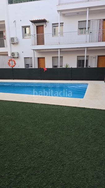 Foto 46d6528c-026b-4f53-8e5d-2cc059b939fb. Pis amb piscina a Barbate Barbate