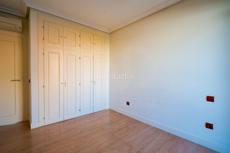 Foto 3769f02d-4015-4382-ac2e-7d7735531777. Àtic amb calefacció aparcament a Palacio Madrid