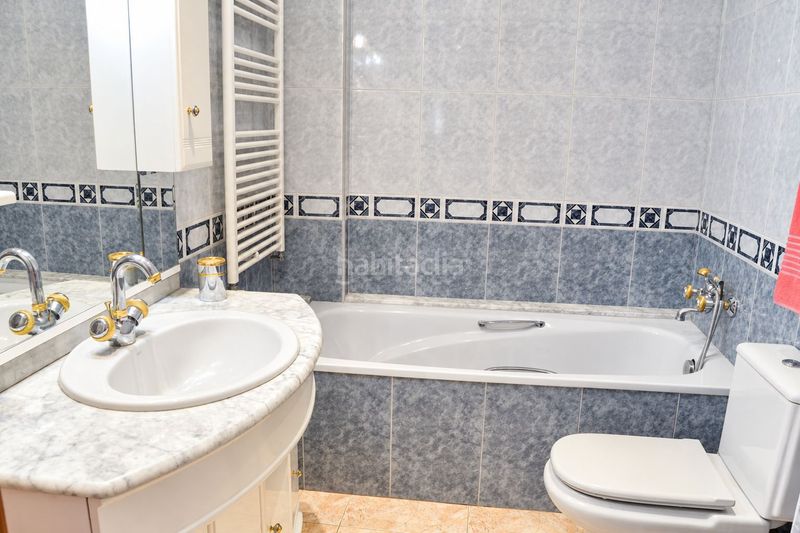 Foto d58cb9a2-ab17-43c0-86f9-f2c0086edfb3. Casa amb calefacció aparcament a Casco Urbano Vinaròs