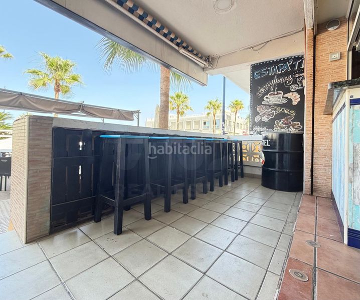 Foto ed12634e-788d-441f-8050-e256e8bf2f80. Local comercial a Miramar
