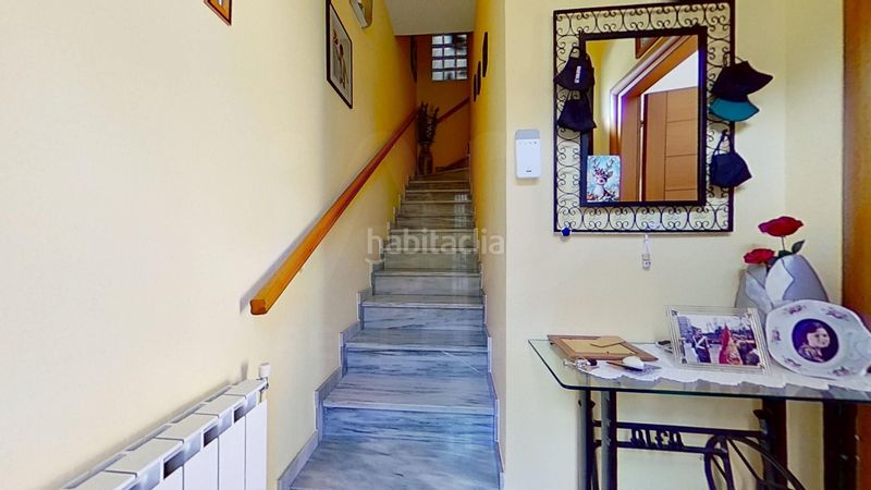 Foto ee46fd74-e213-4d0e-9428-d9f8005908c5. Casa aparellada amb calefacció aparcament a El Tancat-Mas d´en Gual Vendrell (El)