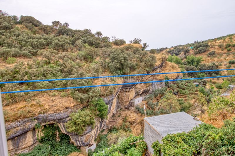 Foto 5a821616-fff2-416c-b746-9601c8780316. Masia amb calefacció a Setenil de las Bodegas