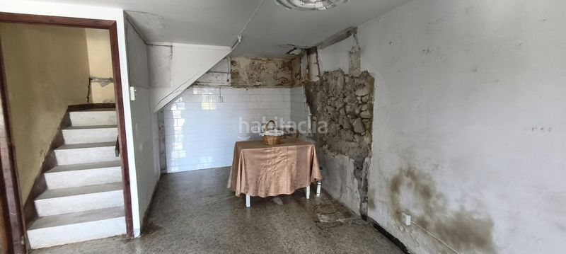 Foto 38c26772-8687-4889-9613-b88d2d40bce9. Casa aparellada a Neda