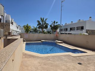 Etagenwohnung in Torre de la Horadada