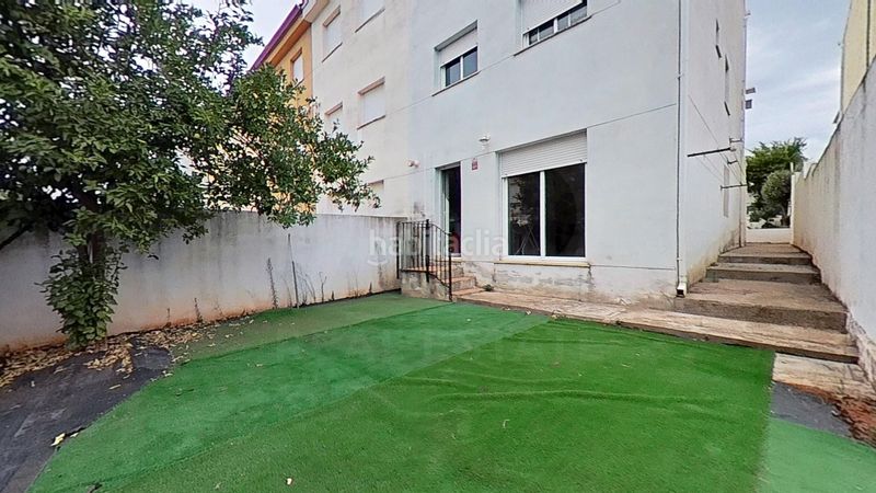 Foto db046a99-3e39-40d0-8827-c2a942e8bc28. Casa aparellada amb calefacció aparcament a Costur