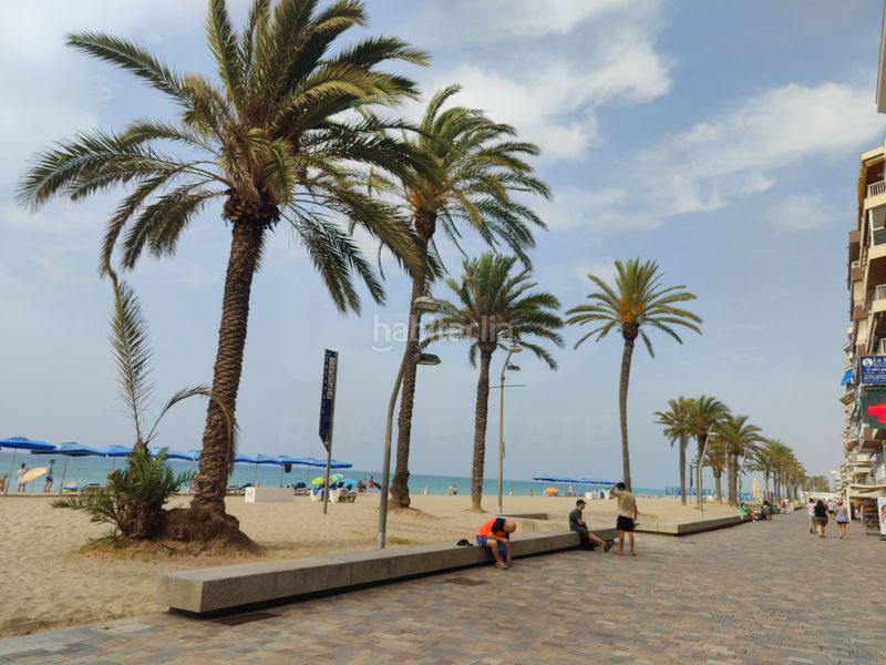 Foto 691d545e-7f40-4e36-a75f-6b2d0aa039c3. Pis a Calafell platja Calafell
