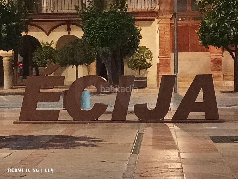 Foto 0098b776-7b84-46c1-895d-212961b7f7a8. Casa amb aparcament a Écija