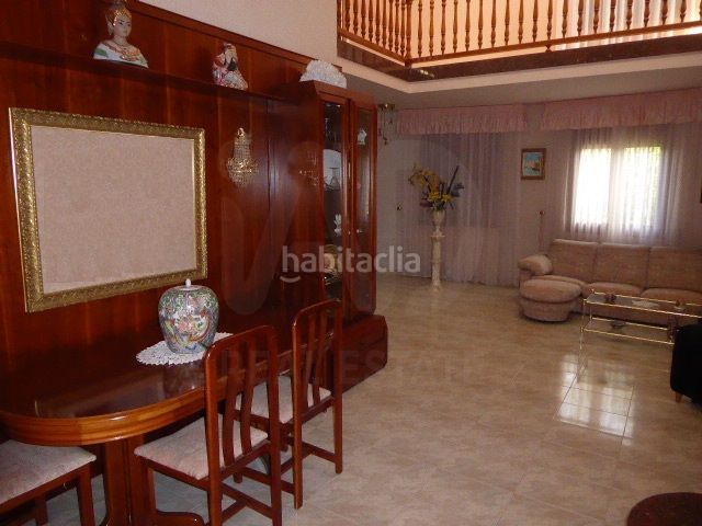Foto 3a3c0daa-7506-4492-b9fd-530ac342cb97. Haus mit heizung parking in Urbanitzacions Tortosa