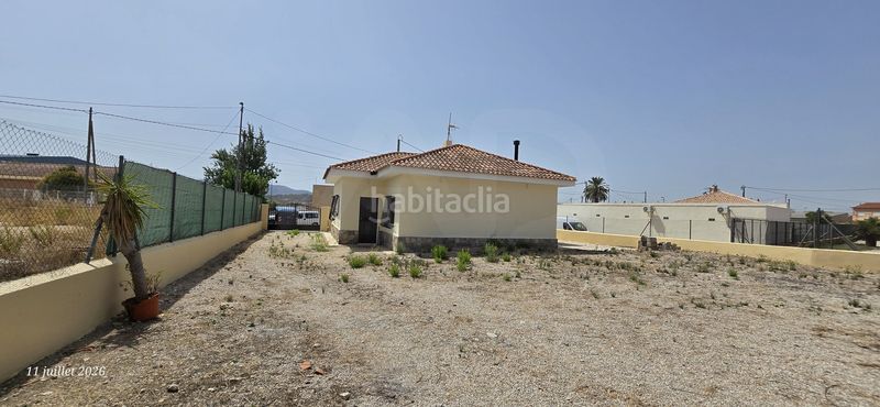 Foto a03ce762-3612-4a1b-8da3-b8631f2e1870. Masia a Abanilla