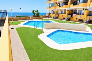 Dúplex a Zona Centro Comercial Torrequebrada