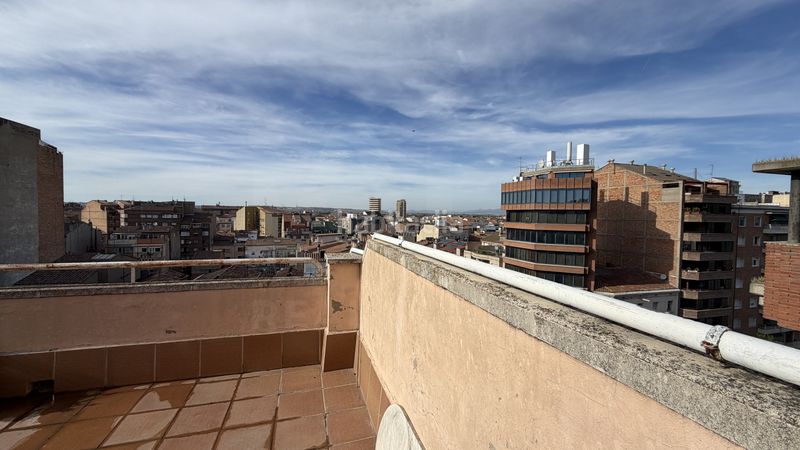 Foto 922f7d0b-8291-4b53-8540-99a947060c1d. Dúplex amb calefacció a Centre Històric Lleida