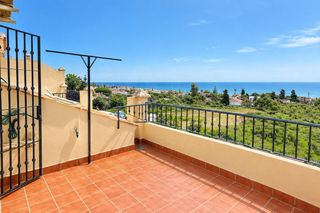Casa aparellada a Chilches